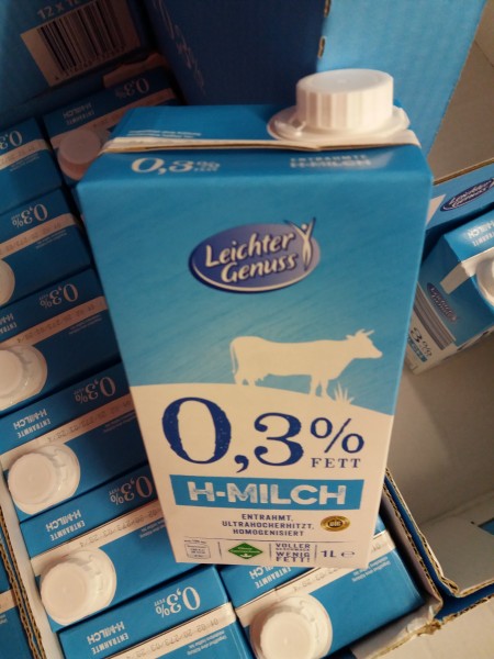 H - Milch entrahmt 0,3 % 1,0 ltr. Tetra Pak Einweg (N)